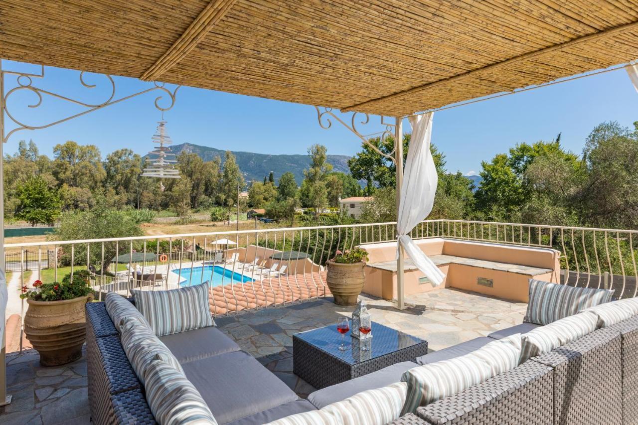 Villa St Nicholas House With Private Heated Pool 다시아 외부 사진